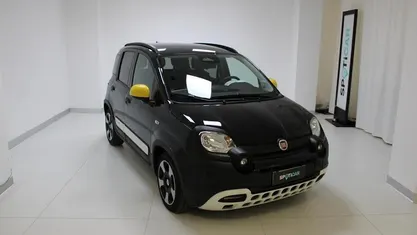 Usata Fiat Panda Cross Cross 69 CV (50 kW) 2025 Nero Utilitaria