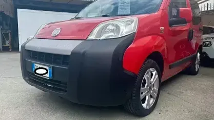 Usata Fiat Qubo Trekking 77 CV (56 kW) 2010 Rosso Monovolume