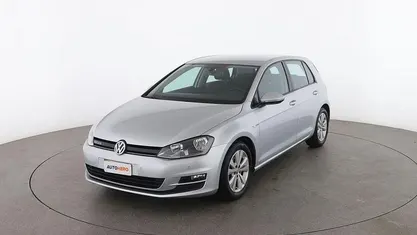 Argento Usata 2015 VW Golf VII Comfortline | 11.199 € (Buon prezzo)