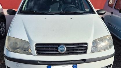 Usata Fiat Punto Active 70 CV (51 kW) 2005 Bianco Utilitaria