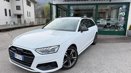 Usata Audi A4 Business 204 CV (150 kW) 2023 Bianco Berlina