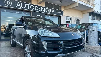 Usata Porsche Cayenne 239 CV (175 kW) 2010 Nero SUV
