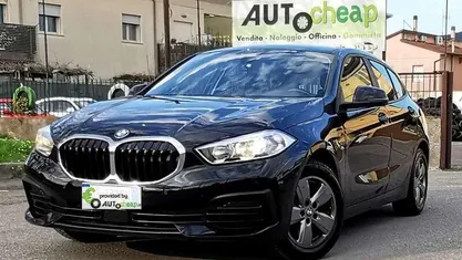 Usata BMW 118 Luxury Line 136 CV (100 kW) 2021 Nero Utilitaria