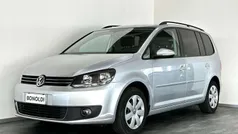Argento Usata 2015 VW Touran Comfortline Monovolume | 13.900 € (Buon prezzo)