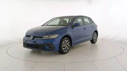 Begagnad VW Polo Life 95 HK (69 kW) 2025 Blå Halvkombi