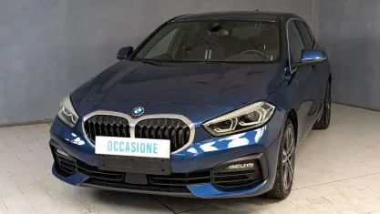 Usata BMW 118 Advantage 150 CV (110 kW) 2022 Blu/azzurro Utilitaria