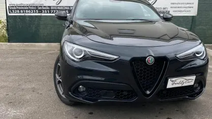 Käytetty Alfa Romeo Stelvio Sprint 190 HP (139 kW) 2022 Musta Katumaasturi