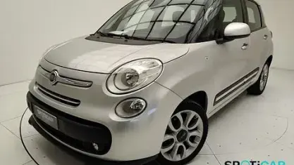 Używany Fiat 500L Lounge 85 KM (62 kW) 2015 Srebrny Minivan