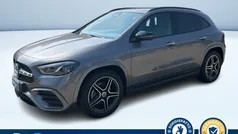 Grigio Usata 2024 Mercedes GLA180 AMG Line Premium SUV | 41.100 € (Buon prezzo)