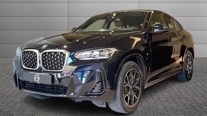 Begagnad BMW X4 M Sport 190 HK (139 kW) 2022 Svart SUV