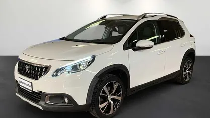 Usata 2019 Peugeot 2008 Allure SUV | 11.900 € (Buon prezzo)