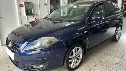 Usata Fiat Croma Emotion 150 CV (110 kW) 2009 Blu metallizzato Station wagon