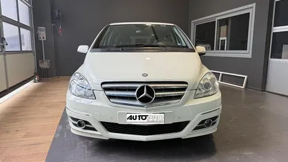 Usata Mercedes B160 95 CV (69 kW) 2010 Monovolume