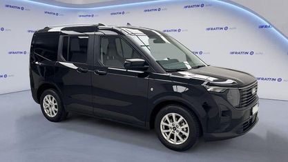 Usata Ford Tourneo Courier Titanium 125 CV (91 kW) 2024 Nero Monovolume