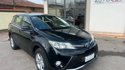 Usata Toyota RAV4 Active 124 CV (91 kW) 2014 Nero SUV