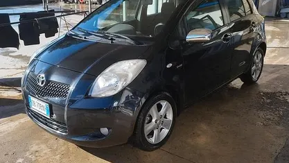 Usata Toyota Yaris 90 CV (66 kW) 2006 Berlina