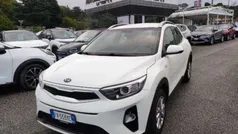 Bianco Usata 2019 Kia Stonic SUV | 13.900 € (Buon prezzo)