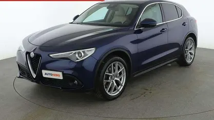Usata Alfa Romeo Stelvio Executive 210 CV (154 kW) 2019 Blu SUV