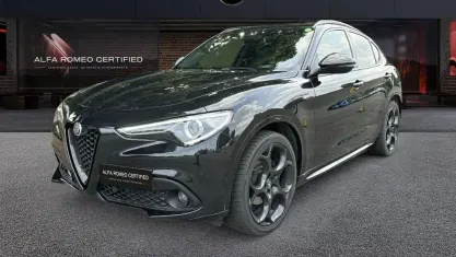 Usata Alfa Romeo Stelvio Estrema 209 CV (153 kW) 2022 Nero SUV