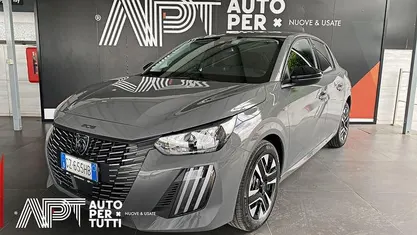 Usata Peugeot 208 Allure 110 CV (80 kW) 2025 Grigio Utilitaria