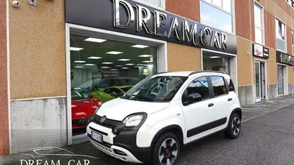 Usata 2023 Fiat Panda Red | 11.990 € (Buon prezzo)