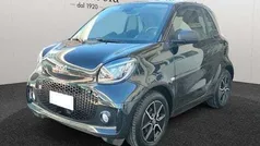 Nero Usata 2021 Smart ForTwo Electric Drive Passion Due volumi | 13.600 € (Buon prezzo)