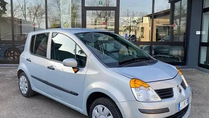 Usata Renault Modus SE 75 CV (55 kW) 2005 Monovolume