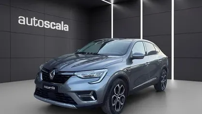 Begagnad Renault Arkana Intens 145 HK (106 kW) 2021 Grå SUV