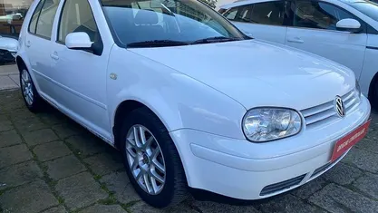 Usata VW Golf IV Highline 100 CV (73 kW) 2000 Bianco Berlina