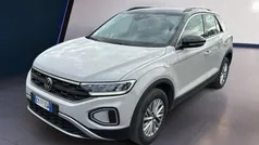 Usata 2022 VW T-Roc Life SUV | 21.900 € (Buon prezzo)