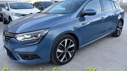 Usata Renault Mégane GrandTour Intens 116 CV (85 kW) 2018 Blu/azzurro Station wagon