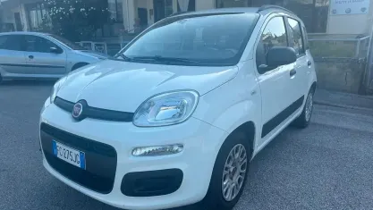 Usata Fiat Panda Young 69 CV (50 kW) 2015 Bianco Utilitaria