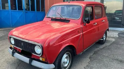 Usata Renault R4 34 CV (25 kW) 1982 Rosso Utilitaria