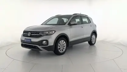 Usata VW T-Cross Style 110 CV (80 kW) 2023 8e reflex silver metallizzato SUV