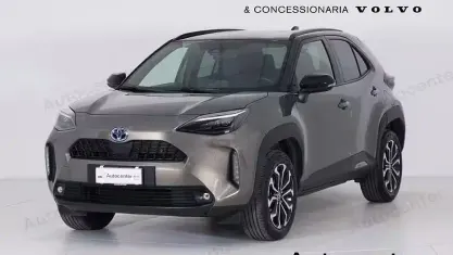 Usata Toyota Yaris Cross Trend 92 CV (67 kW) 2022 Verde SUV