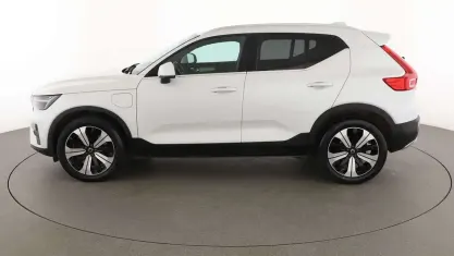 Usata Volvo XC40 Core 211 CV (155 kW) 2022 Bianco SUV