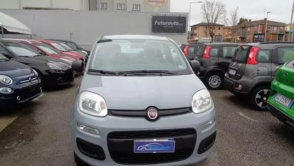 Usata Fiat Panda 84 CV (61 kW) 2019 Gray Berlina