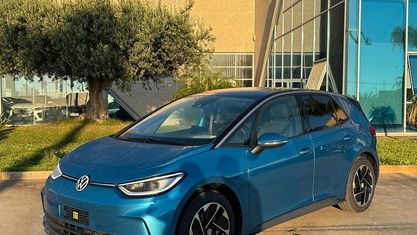 Ny VW ID.3 Pro 150 kW (204 HK) 2025 Blå Halvkombi