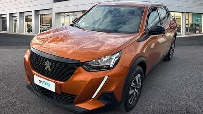 Gebraucht Peugeot 2008 Active 102 PS (75 kW) 2023 Braun SUV