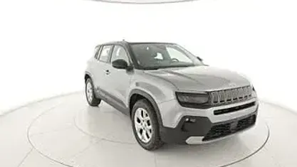 Usata Jeep Avenger Altitude 101 CV (74 kW) 2025 Beige SUV