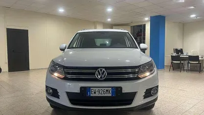 Bianco Usata 2014 VW Tiguan Style SUV | 12.000 € (Buon prezzo)