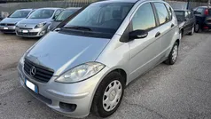 Usata 2005 Mercedes A180 Classic Tre volumi | 1900 € (Buon prezzo)