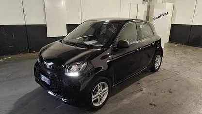 Nero Usata 2021 Smart ForFour Electric Drive Pure Utilitaria | 10.890 € (Buon prezzo)