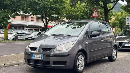 Usata Mitsubishi Colt Instyle 95 CV (69 kW) 2005 Grigio Berlina