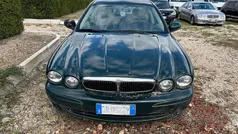 Usata 2006 Jaguar X-type Tre volumi | 3490 € (Ottimo prezzo)