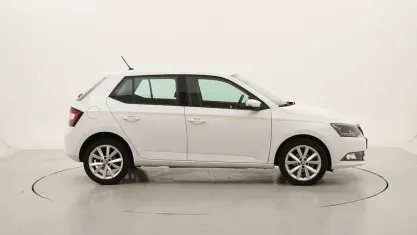 Käytetty Skoda Fabia Design Edition 75 HP (55 kW) 2018 Viistoperä