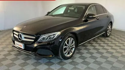 Usata Mercedes C220 170 CV (125 kW) 2019 Nero Berlina
