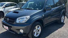 Grigio Usata 2005 Toyota RAV4 Sol SUV | 5800 € (Buon prezzo)
