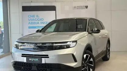 Usata Opel Grandland X 136 CV (100 kW) 2025 Grigio SUV