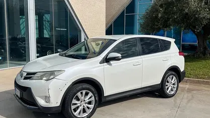 Usata Toyota RAV4 Style 150 CV (110 kW) 2013 Bianco SUV
